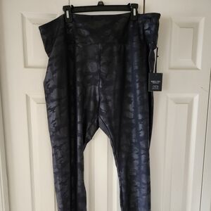 Simply Vera Vera Wang Black Faux Leather Leggings